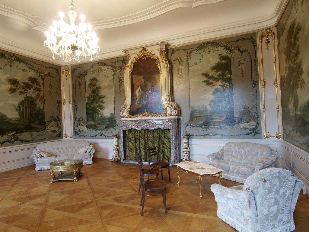 Hotel Zamek Napajedla Extérieur photo