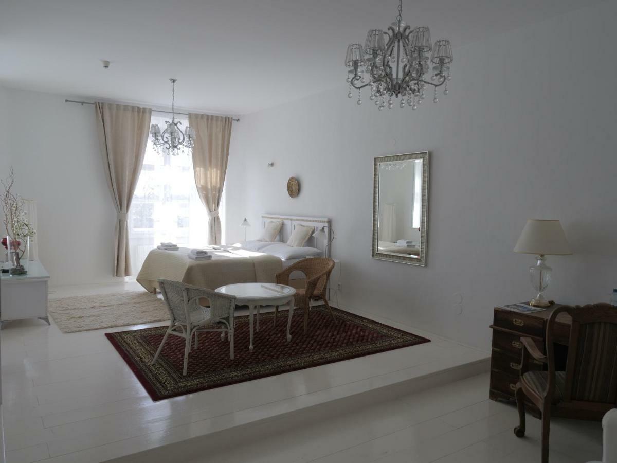 Hotel Zamek Napajedla Extérieur photo